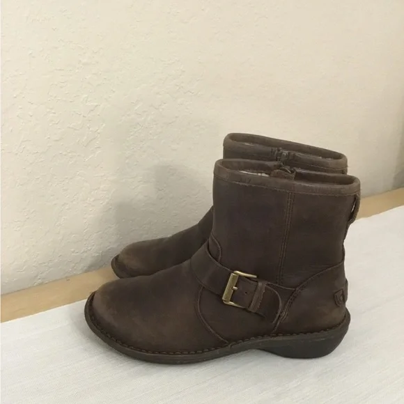 UGG Australia Bryce Winter Leather Boots in Lodge Brown Size 6 - Picture 3 of 11